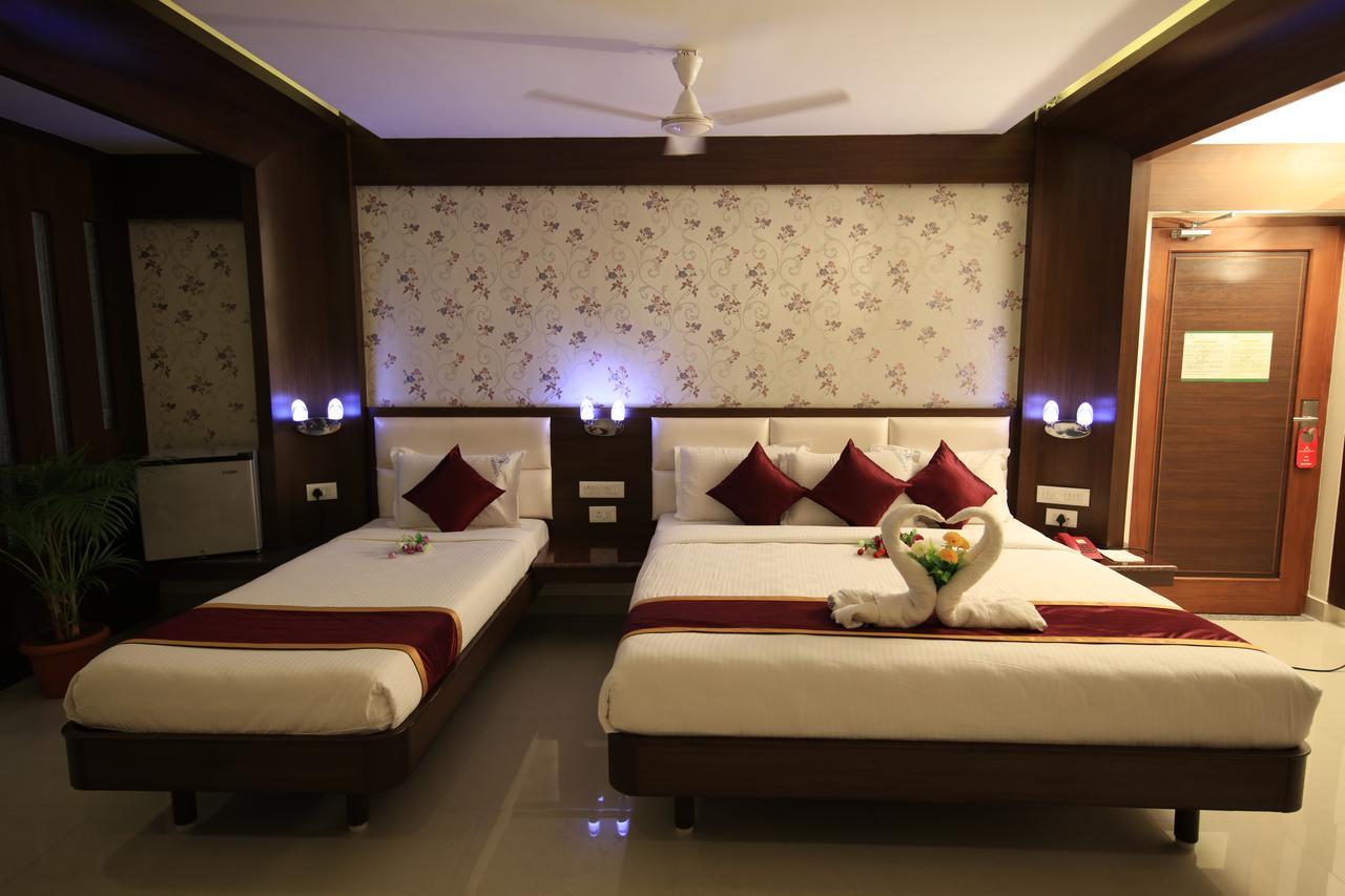 Kr Residency Hotel Kānādukāttān Habitación foto